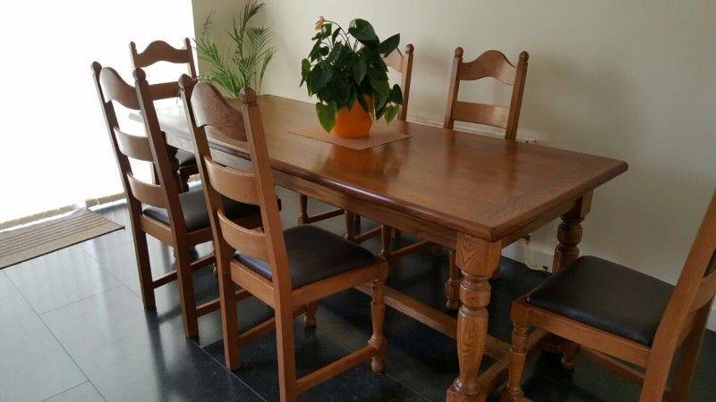 Solid dining / kitchen table & 6 chairs