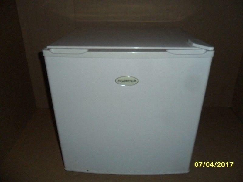 Mini fridge with small freezer