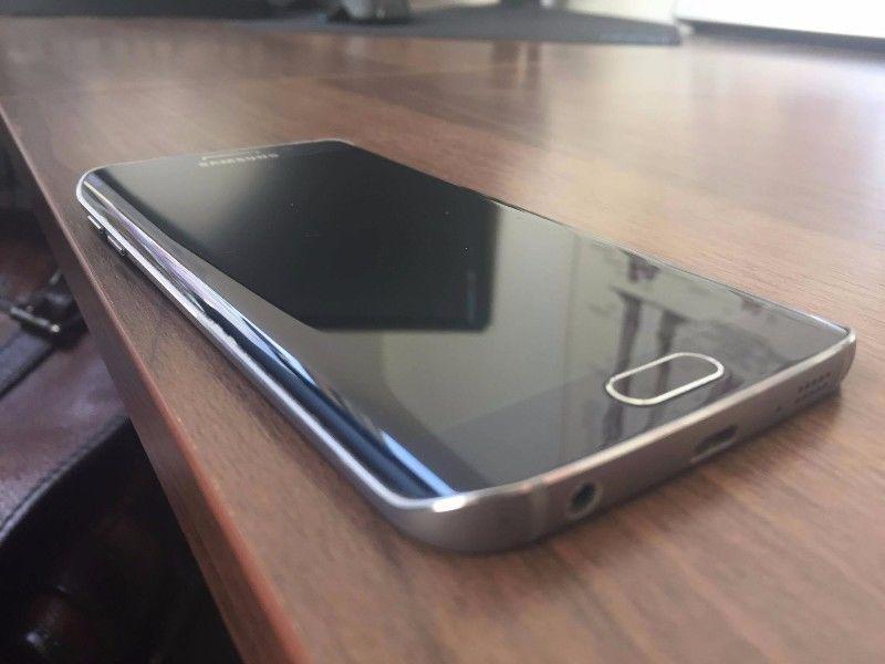 Samsung Galaxy S6 Edge Unlocked (64GB)