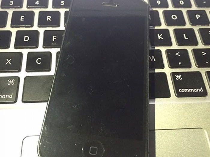 Apple iPhone 5 16GB - grey - locked to O2 (for Three customers)