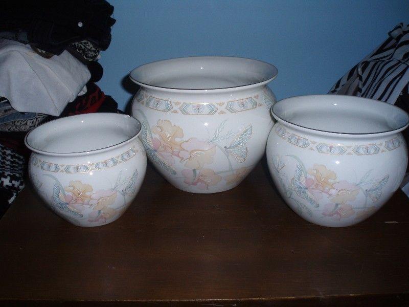 Set of Aynsley China Pots