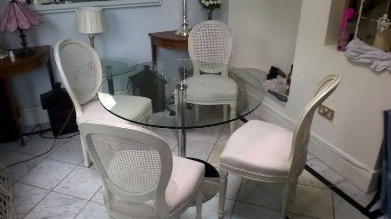Round glass dining table & 4 chairs