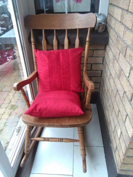 Rocking chair for sale incl. cushions