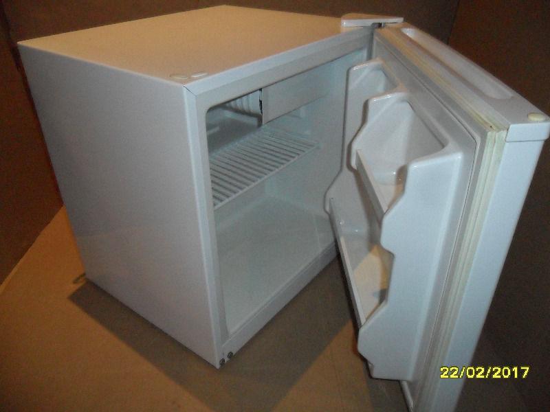 Mini fridge + small freezer