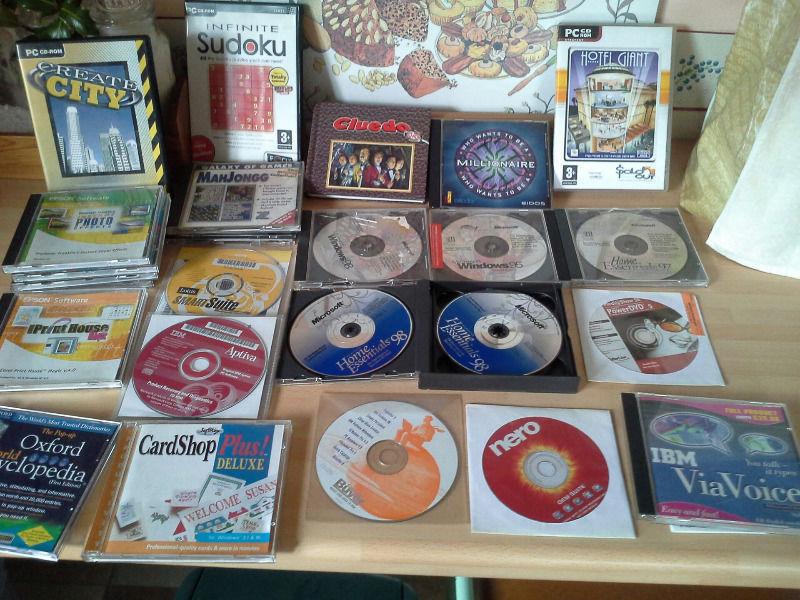 32 computer CDs including games and programmes