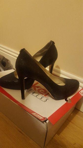 Michael Kors black heels, worn twice!!
