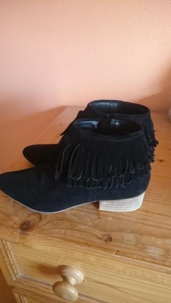 Faith Fringed Suede Ankle boots