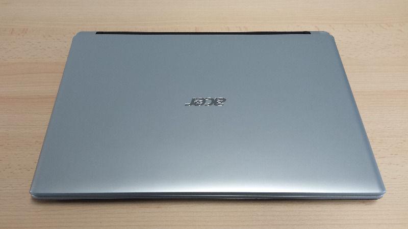 SALE Acer Aspire V5 14 inch LED screen Intel Core i3 8GB 500GB Windows 8.1 Backlit Keyboard
