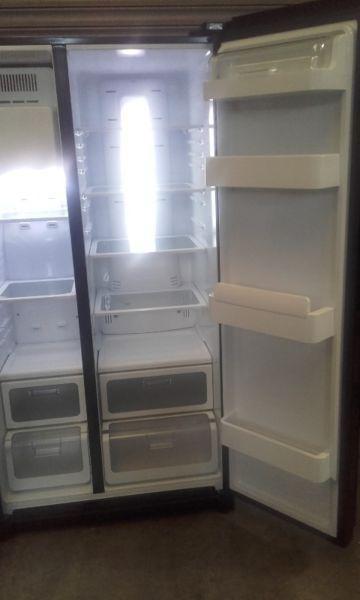 Sumsung American fridge freezer