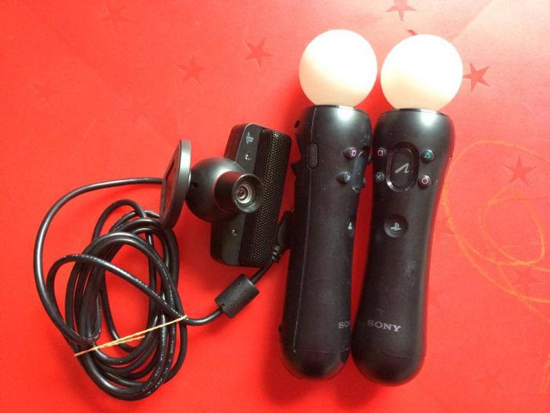 Official Sony PlayStation Move Motion Controller Twin Pack + PlayStation Eye Camera