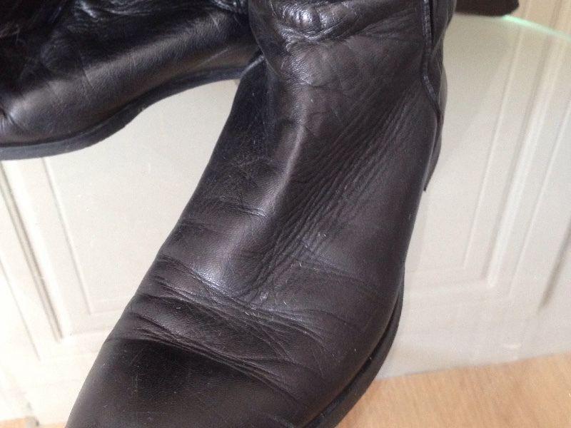 Long leather boot