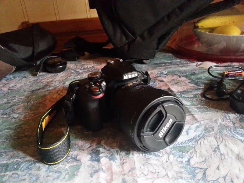 Nikon D3300 + 18-105 VR, 24.2 Megapixel