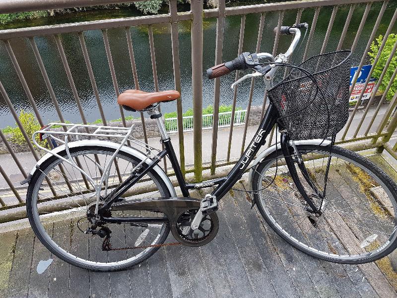 Ladies bicycle with helmet and lock! Good condition barely used