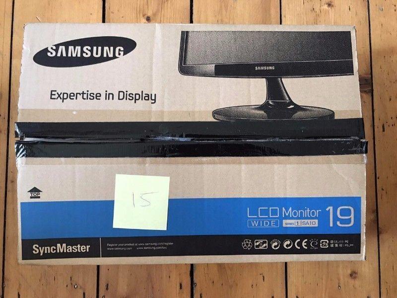 Samsung SyncMaster LCD Monitor