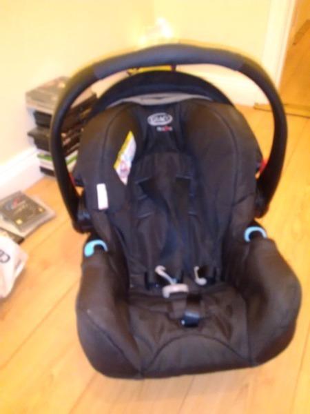 Graco symbio 3in1 travel system