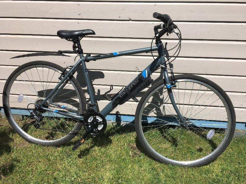 Apollo Transfer Men's Hybrid Bike