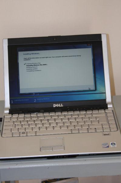 sale dell laptop 13,3 inch .xps m 1330 with wind 7 .will swap for canon dslr camera or