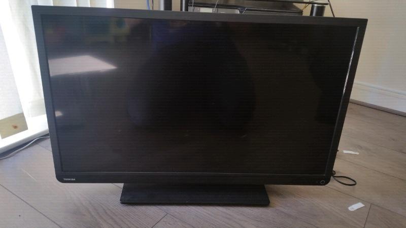 32 inch Full HD Toshiba LED Tv with USB and saorview