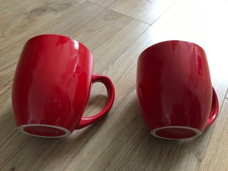 DUNNES Red Mugs*2