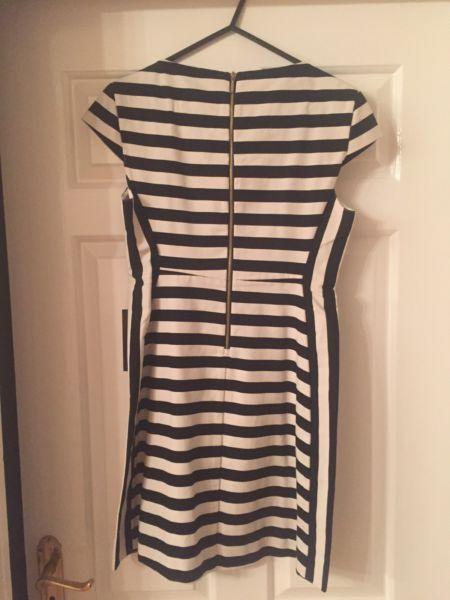 Zara Fitted striped dress