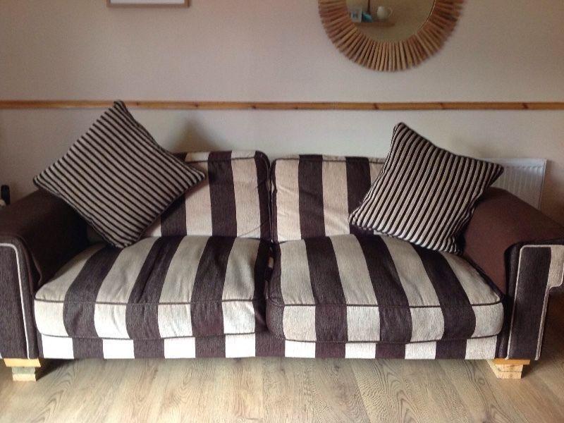3&4 seater sofas for sale - excellent condition ! €300 for both