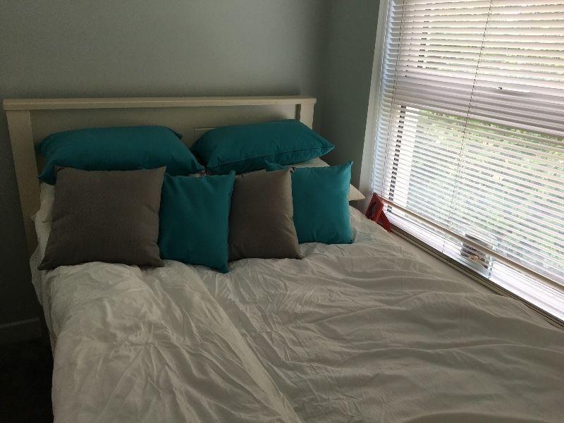 Double bed with matress like new