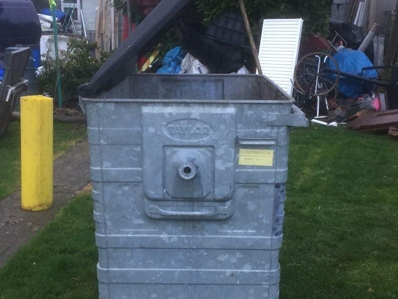 Large bin €50