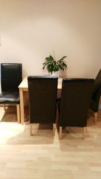 table & 4 chairs