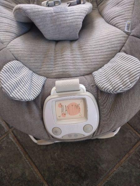 Mamas and Papas Apollo Bouncer Chair. Unwanted Gift