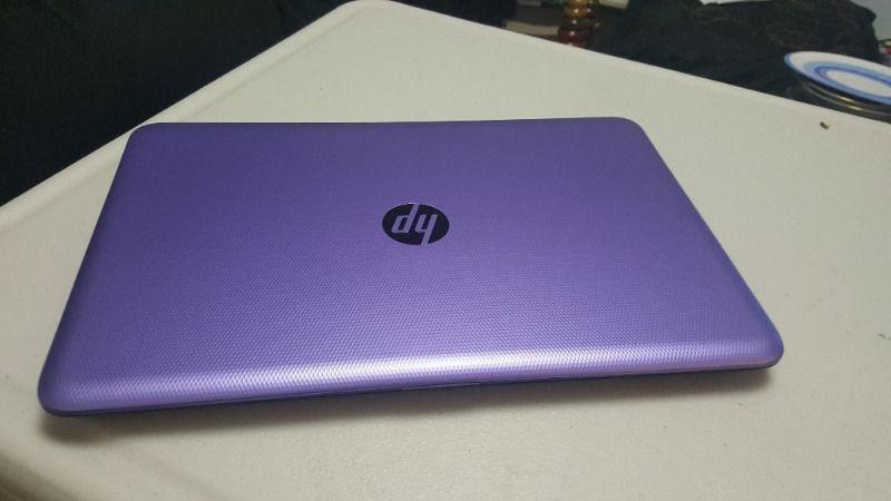 HP Laptop *MINT Condition* (Windows 10, 4GB RAM, A6 Radeon Graphics, 2.4 Ghz) Like New!