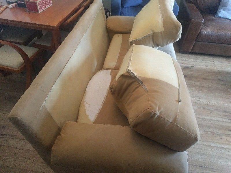 3 seater sofa for free - collection only