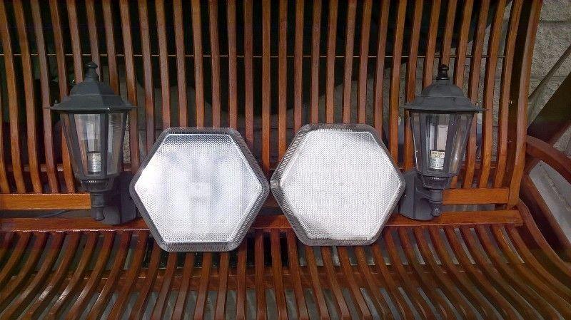 Brand new 2 pairs of Outdoor Lights for Sale
