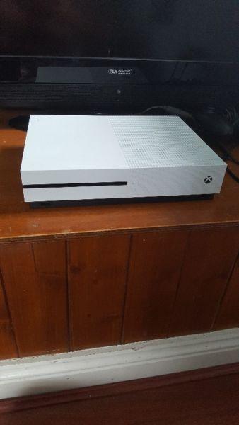 Xbox One S 500Gb with 1 controller and 3 games