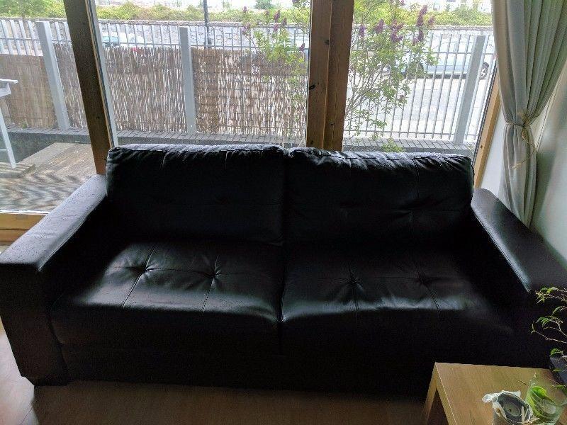 3-seat sofa for FREE (Black and comfy) - collection only - 4