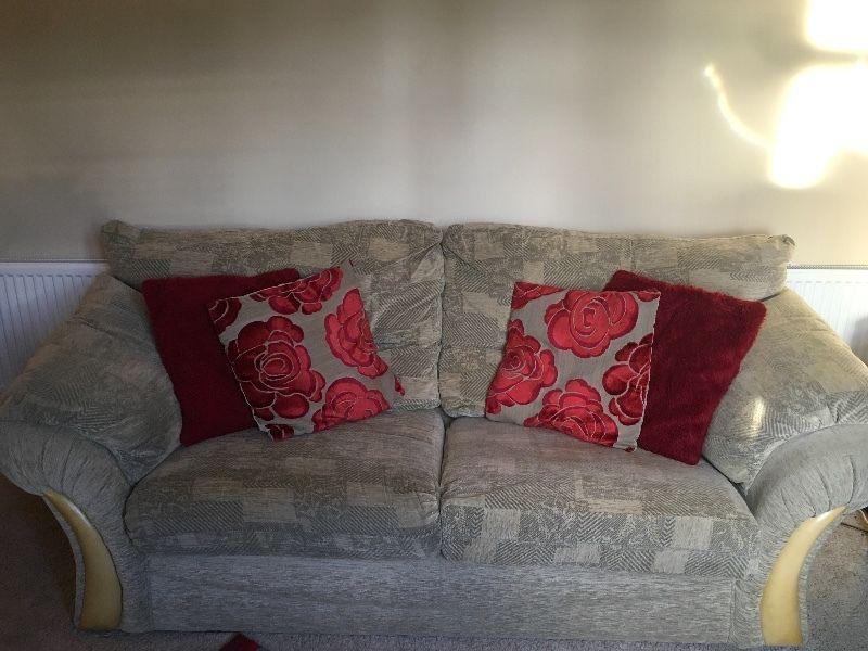 Sofa & 2 Armchairs for sale - excellent condition & super comfy