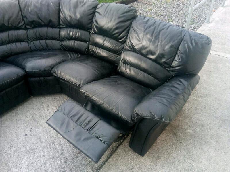 400 euro Leather corner sofa