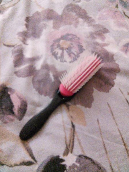 Professional hairdressing hair brush for sale!!!