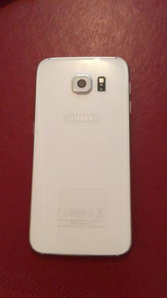 White Samsung s6