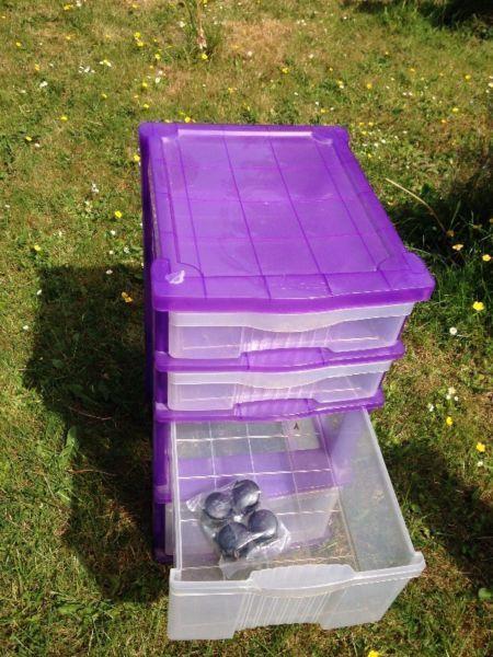 Plastic drawer storage unit for bedroom or bathroom (purple and clear)
