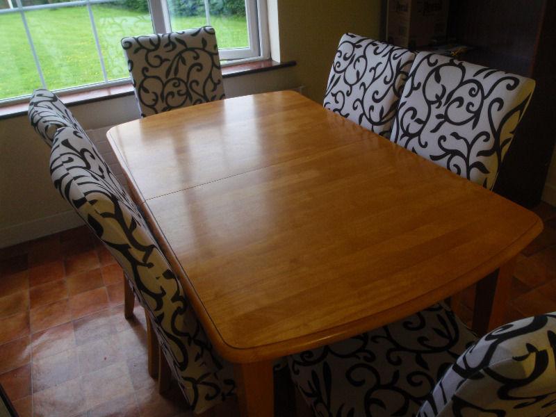 Solid pine extendable table and 6 chairs