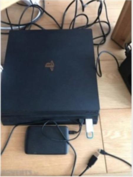 PS4 Pro + game for sale