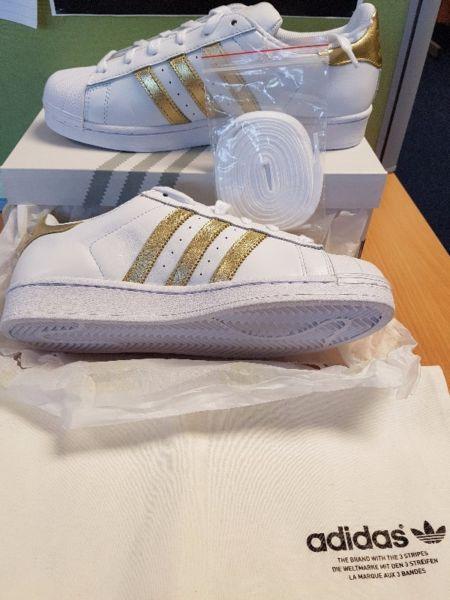 Brand New in box Adidas Superstar white/gold