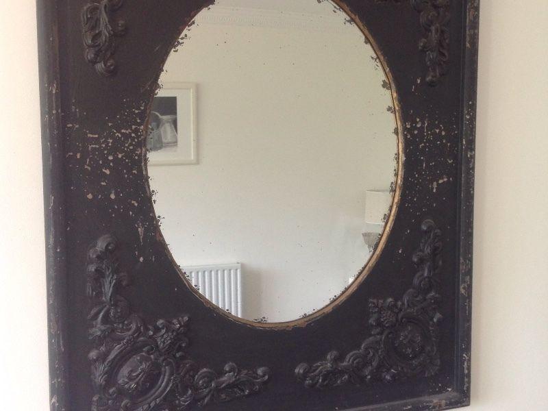 Mirror / stunning black mirror