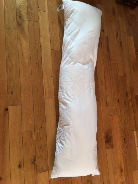 Long pillow, pregnancy pillow