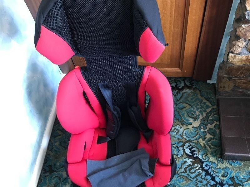 Baby elegant cot and car seat,buggy
