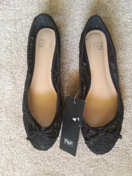 Ladies Shoes Brand New UK Size 4 With Tag