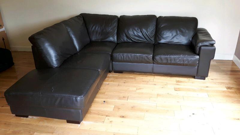 Leather corner sofa + 2 seater sofa + 2 large footrests