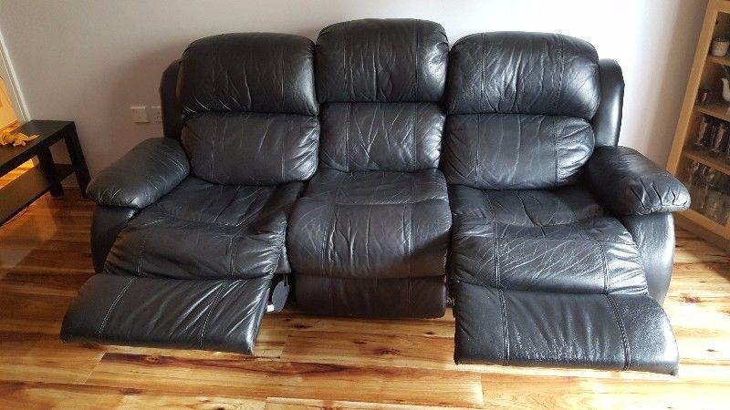 Black real leather 3+2 sofas set