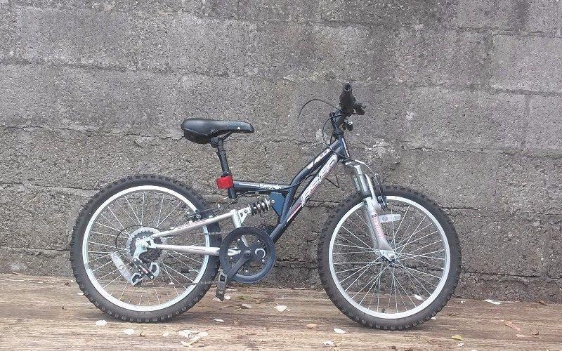 Boys Bicycle in Excellent Condition