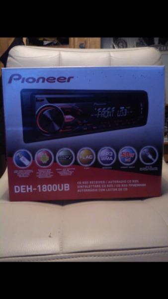 (Broken) Pioneer Car stereo For sale